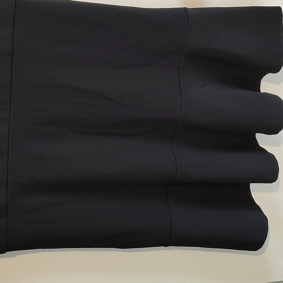 Ann Taylor Black Dress Size 12. Make An Offer. - Picture 5 of 11